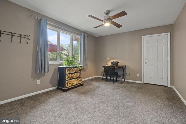 2509 RIVERTON RD, Cinnaminson, NJ 08077