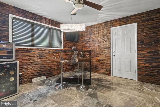 2509 RIVERTON RD, Cinnaminson, NJ 08077