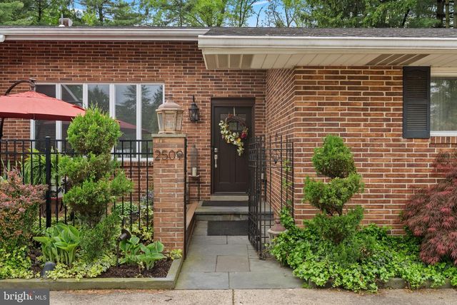 2509 RIVERTON RD, Cinnaminson, NJ 08077