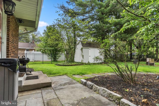 2509 RIVERTON RD, Cinnaminson, NJ 08077