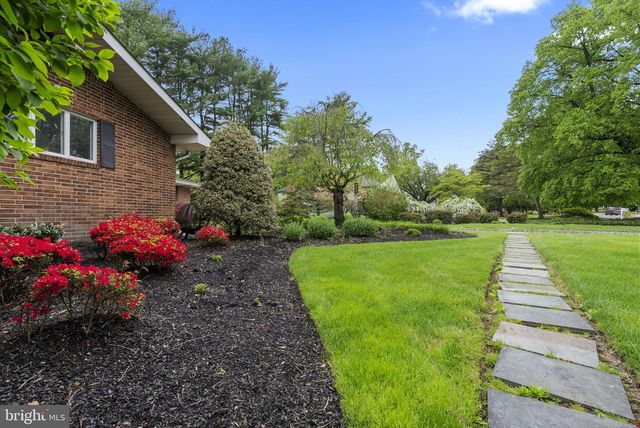 2509 RIVERTON RD, Cinnaminson, NJ 08077