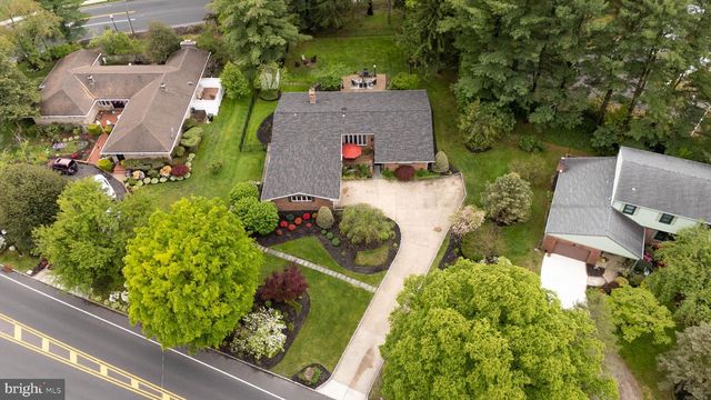 2509 RIVERTON RD, Cinnaminson, NJ 08077