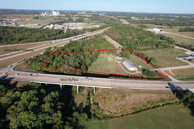 3350 S Kauffman Road, Springfield, MO 65807