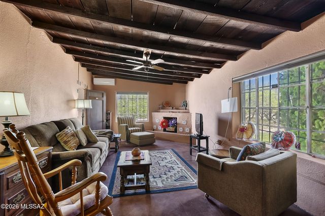 2521 E Frontage Road, Tubac, AZ 85646