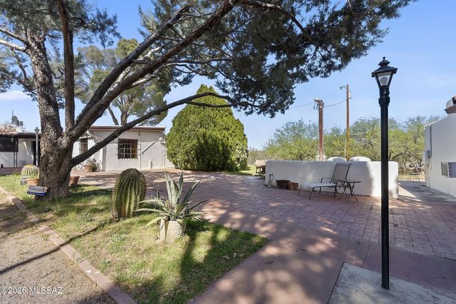 2521 E Frontage Road, Tubac, AZ 85646
