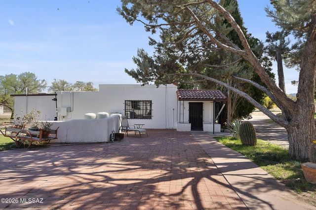 2521 E Frontage Road, Tubac, AZ 85646