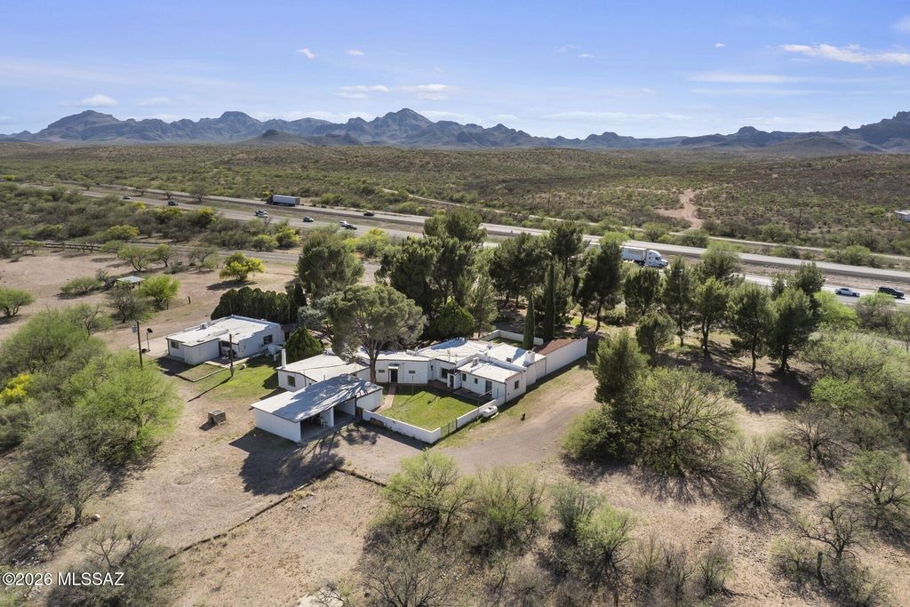 2521 E Frontage Road, Tubac, AZ 85646