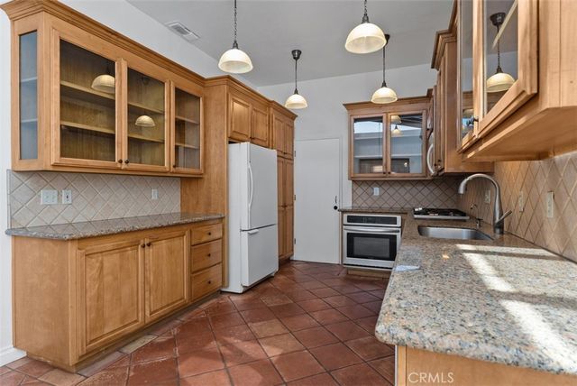 12 Satinwood, Irvine, CA 92612
