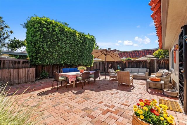 12 Satinwood, Irvine, CA 92612