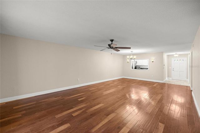1640 NE 40TH AVENUE 107, Ocala, FL 34470