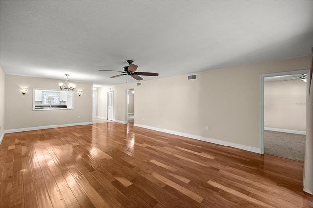1640 NE 40TH AVENUE 107, Ocala, FL 34470