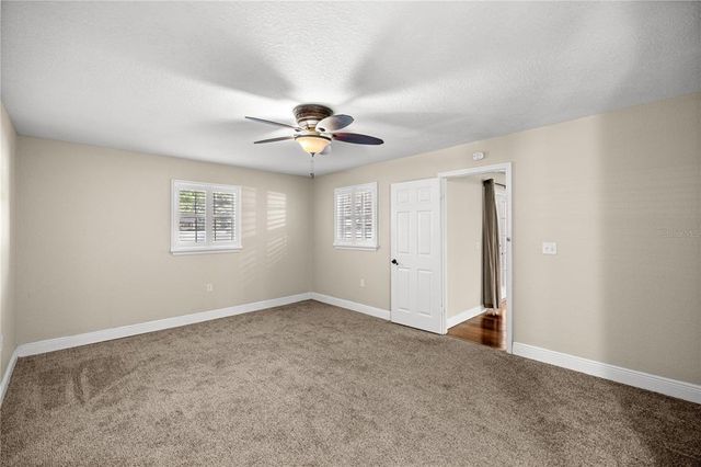 1640 NE 40TH AVENUE 107, Ocala, FL 34470