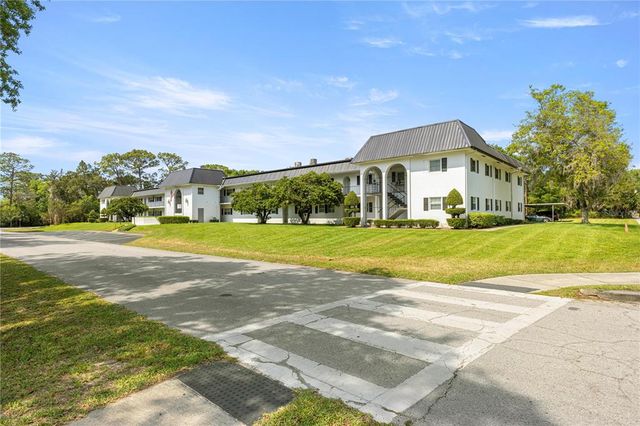 1640 NE 40TH AVENUE 107, Ocala, FL 34470