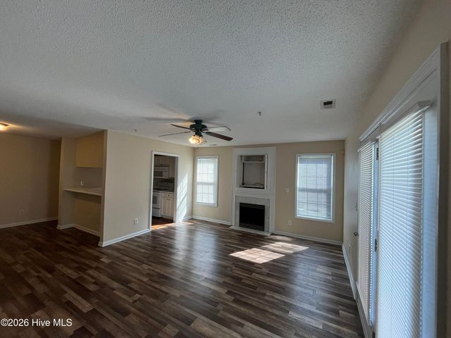 809 March Court A, Wilmington, NC 28405