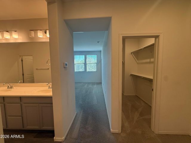 1959 E HAMPTON Lane 104, Gilbert, AZ 85295