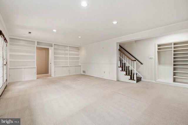 6713 BELLAMY AVE, Springfield, VA 22152