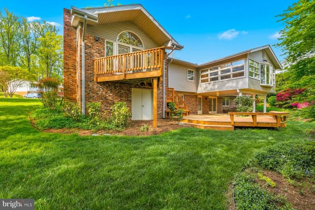 6713 BELLAMY AVE, Springfield, VA 22152