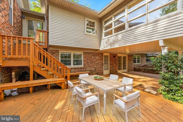 6713 BELLAMY AVE, Springfield, VA 22152