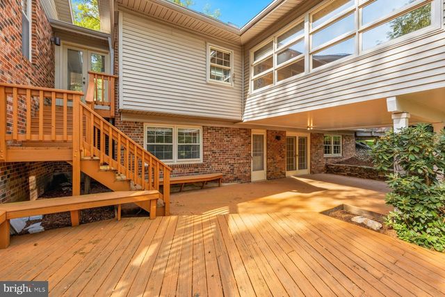 6713 BELLAMY AVE, Springfield, VA 22152