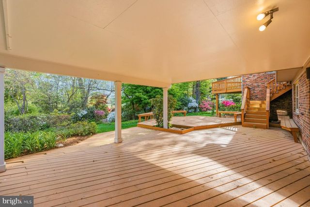 6713 BELLAMY AVE, Springfield, VA 22152