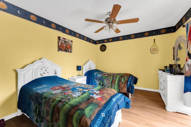 8437 N Coral Cir 8437, North Lauderdale, FL 33068