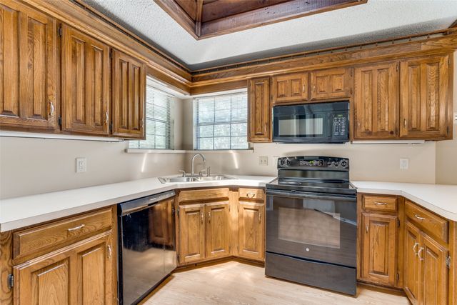 1001 Jorgenson Road, Cedar Hill, TX 75104