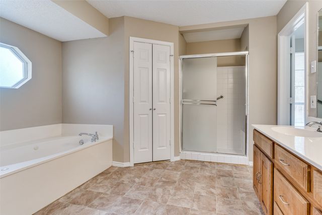 1001 Jorgenson Road, Cedar Hill, TX 75104