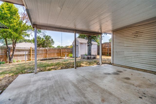 1001 Jorgenson Road, Cedar Hill, TX 75104