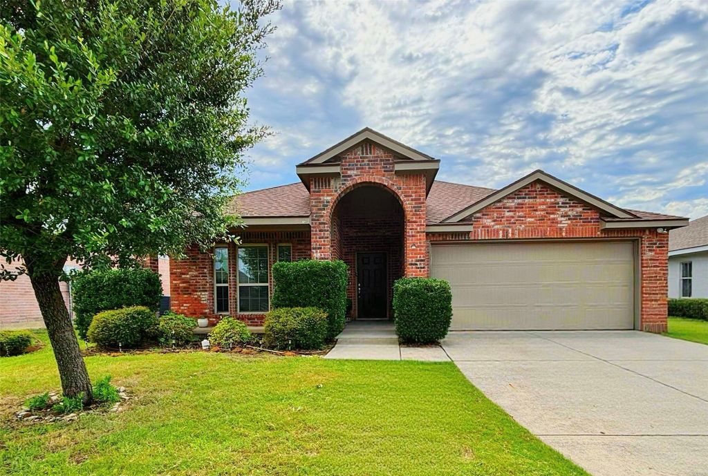 817 Post Oak Trail, Anna, TX 75409