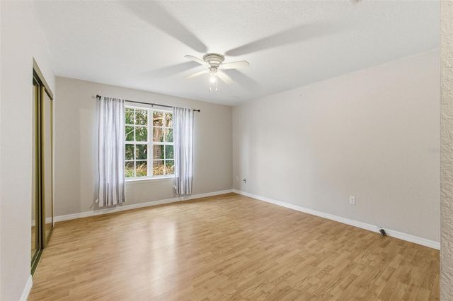 325 E PLYMOUTH AVENUE, Deland, FL 32724