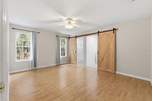 325 E PLYMOUTH AVENUE, Deland, FL 32724