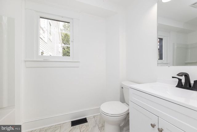 355 NATIONAL AVE, Winchester, VA 22601