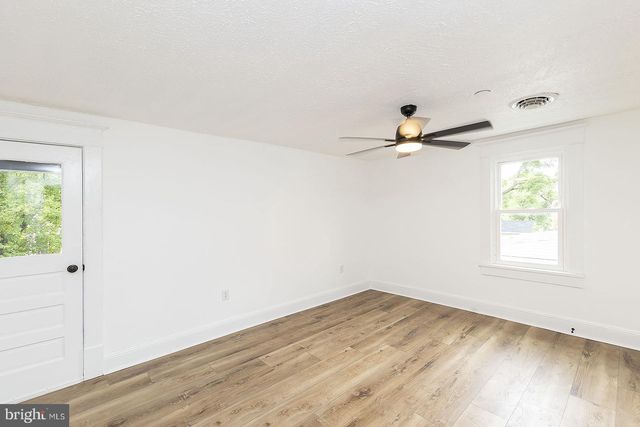 355 NATIONAL AVE, Winchester, VA 22601