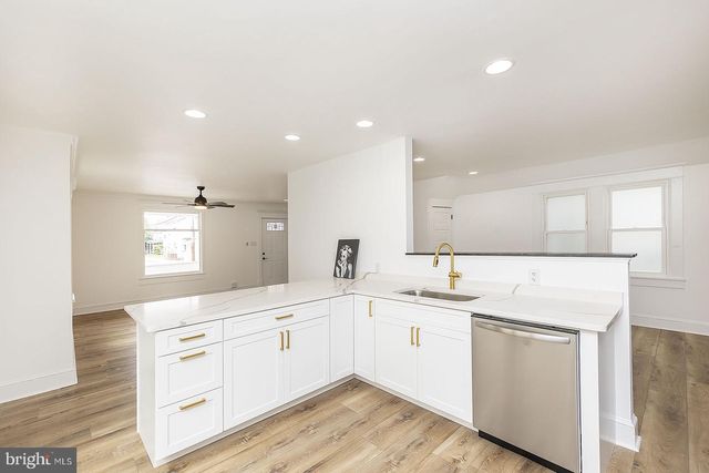 355 NATIONAL AVE, Winchester, VA 22601