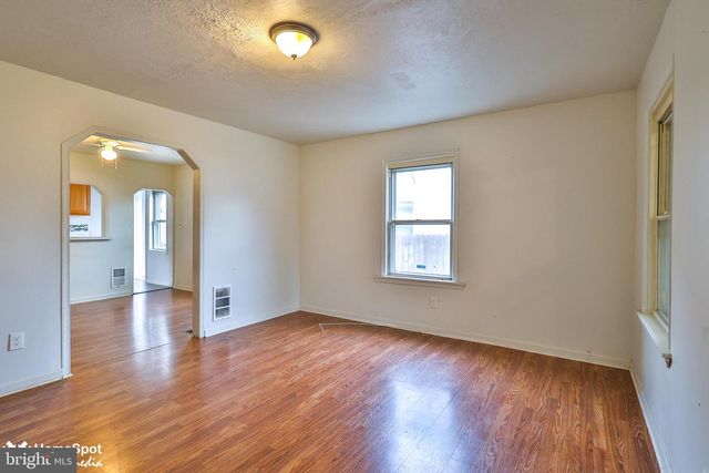 1125 MORTON AVE, Chester, PA 19013