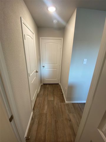 2700 Andesite Lane, Fort Worth, TX 76108