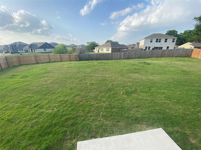 2700 Andesite Lane, Fort Worth, TX 76108