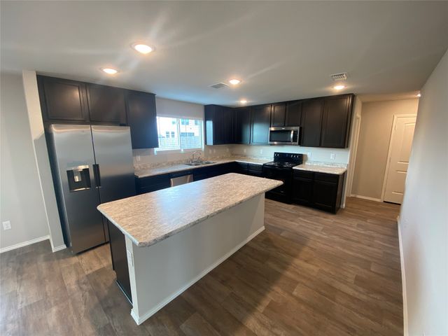 2700 Andesite Lane, Fort Worth, TX 76108