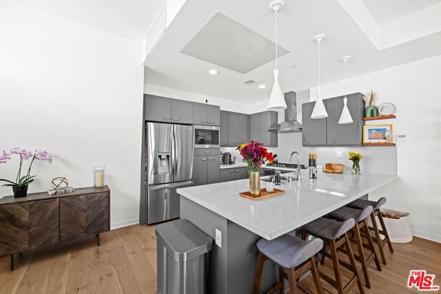 11037 Morrison Street, North Hollywood, CA 91601
