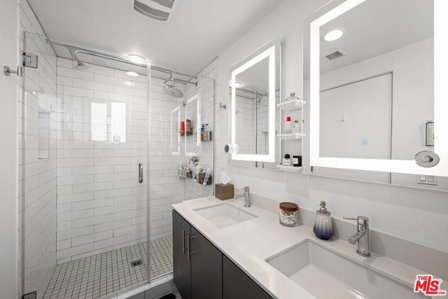 11037 Morrison Street, North Hollywood, CA 91601