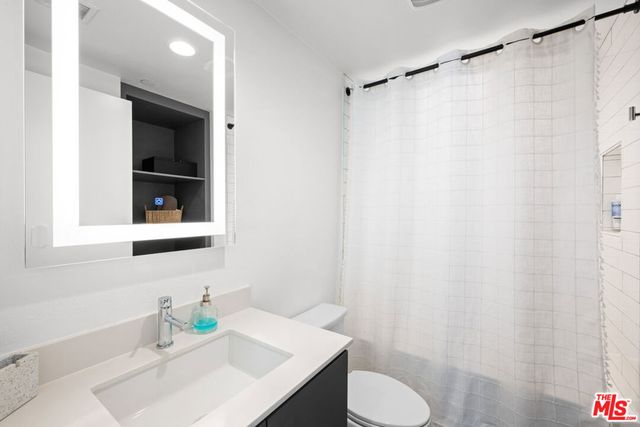 11037 Morrison Street, North Hollywood, CA 91601