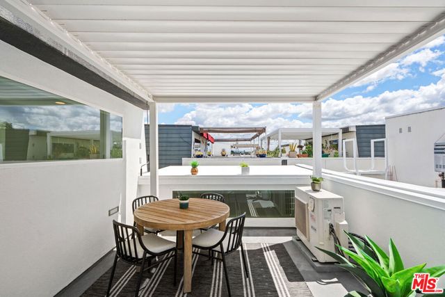 11037 Morrison Street, North Hollywood, CA 91601