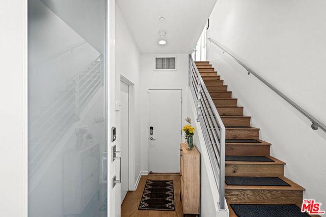 11037 Morrison Street, North Hollywood, CA 91601