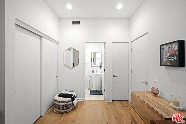 11037 Morrison Street, North Hollywood, CA 91601