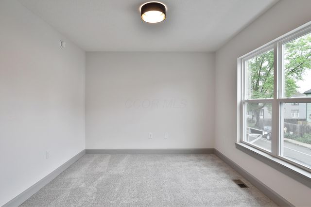 55 Brehl Avenue, Columbus, OH 43222