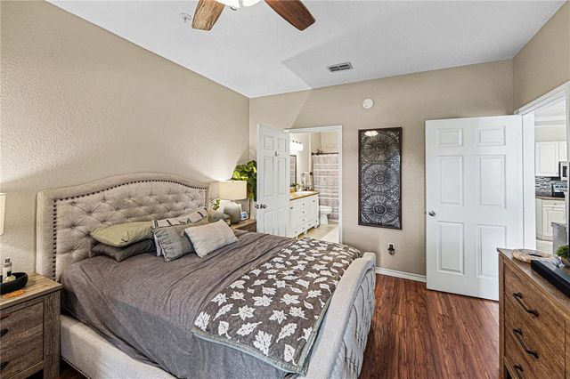 4333 BAYSIDE VILLAGE DRIVE 120, Tampa, FL 33615