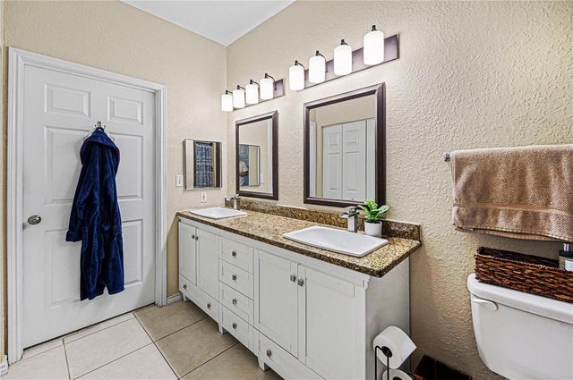 4333 BAYSIDE VILLAGE DRIVE 120, Tampa, FL 33615