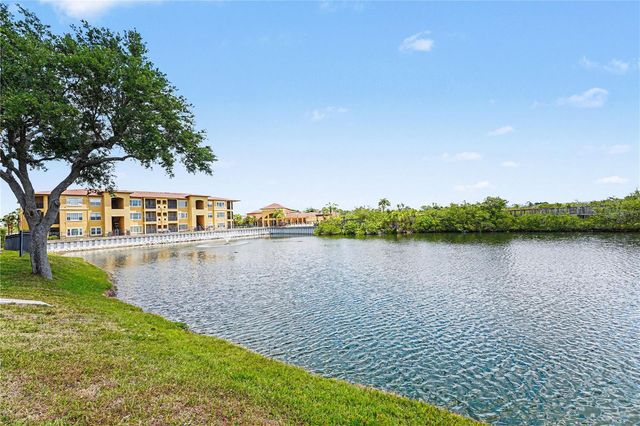 4333 BAYSIDE VILLAGE DRIVE 120, Tampa, FL 33615