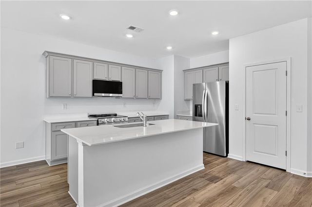 893 Rainwater Trace, Lawrenceville, GA 30044