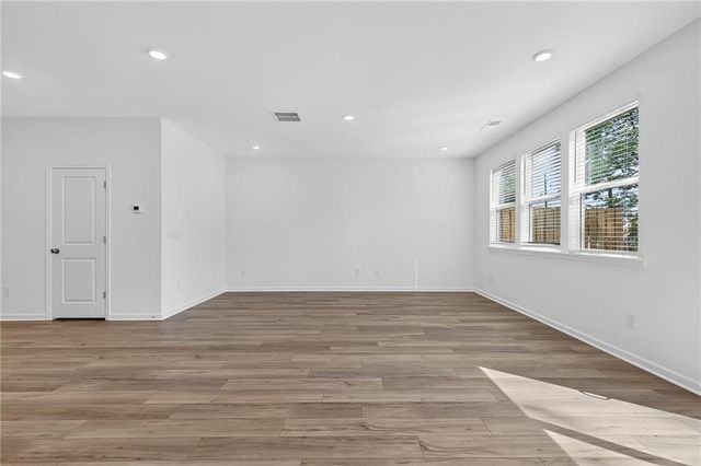 893 Rainwater Trace, Lawrenceville, GA 30044